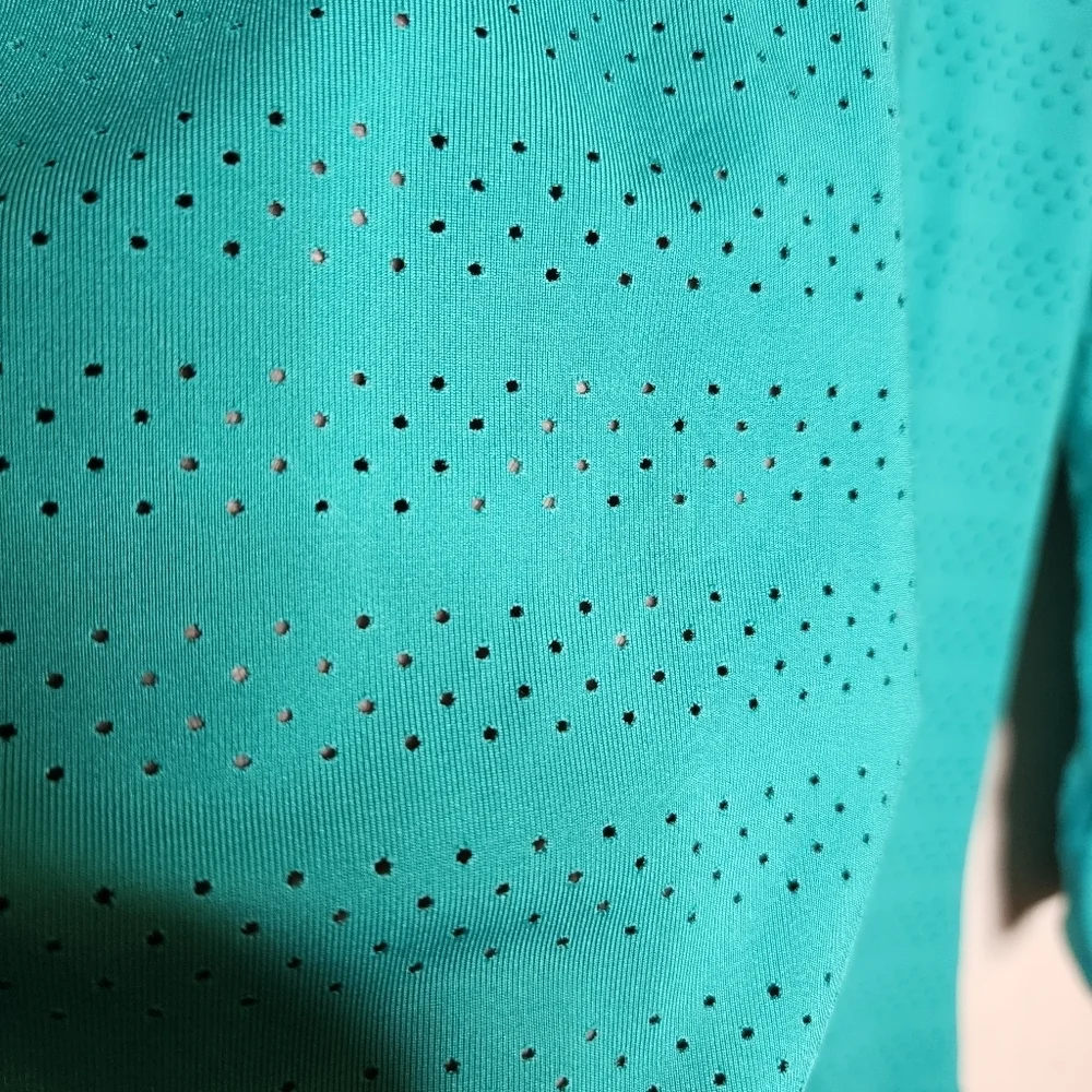 ZYIA long sleeve